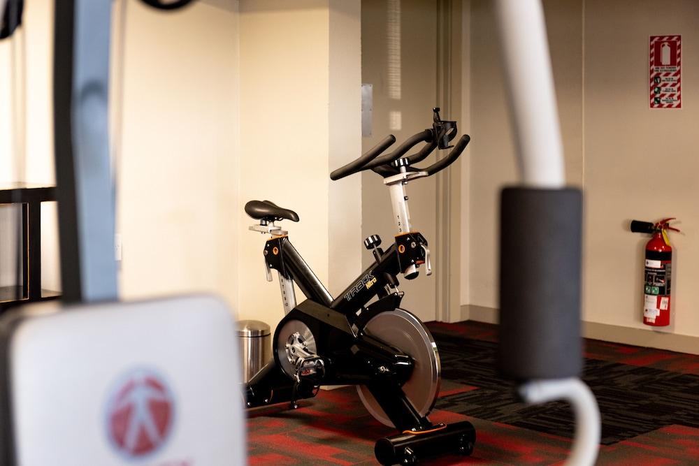 Vr Takapuna Auckland Dış mekan fotoğraf A stationary bicycle