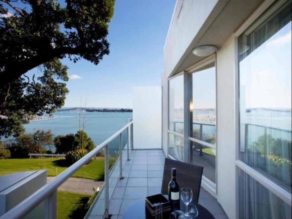 Vr Takapuna Auckland Dış mekan fotoğraf View from a suite