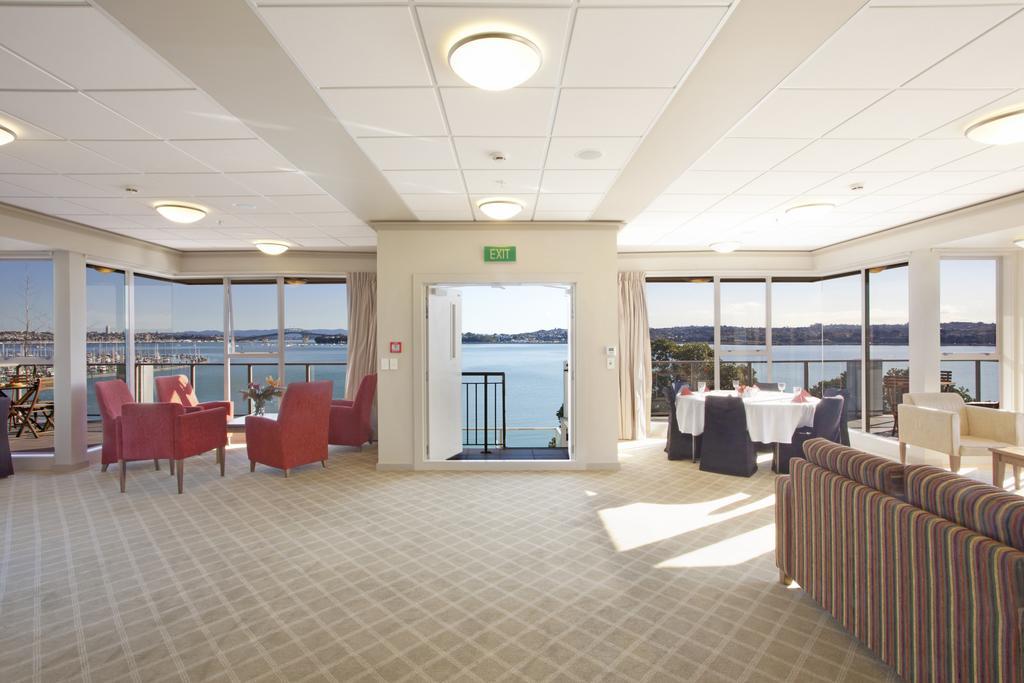 Vr Takapuna Auckland Dış mekan fotoğraf The interior of the new building